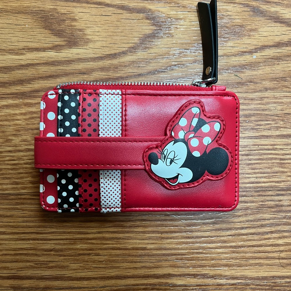 NWOT - Minnie Mouse card holder